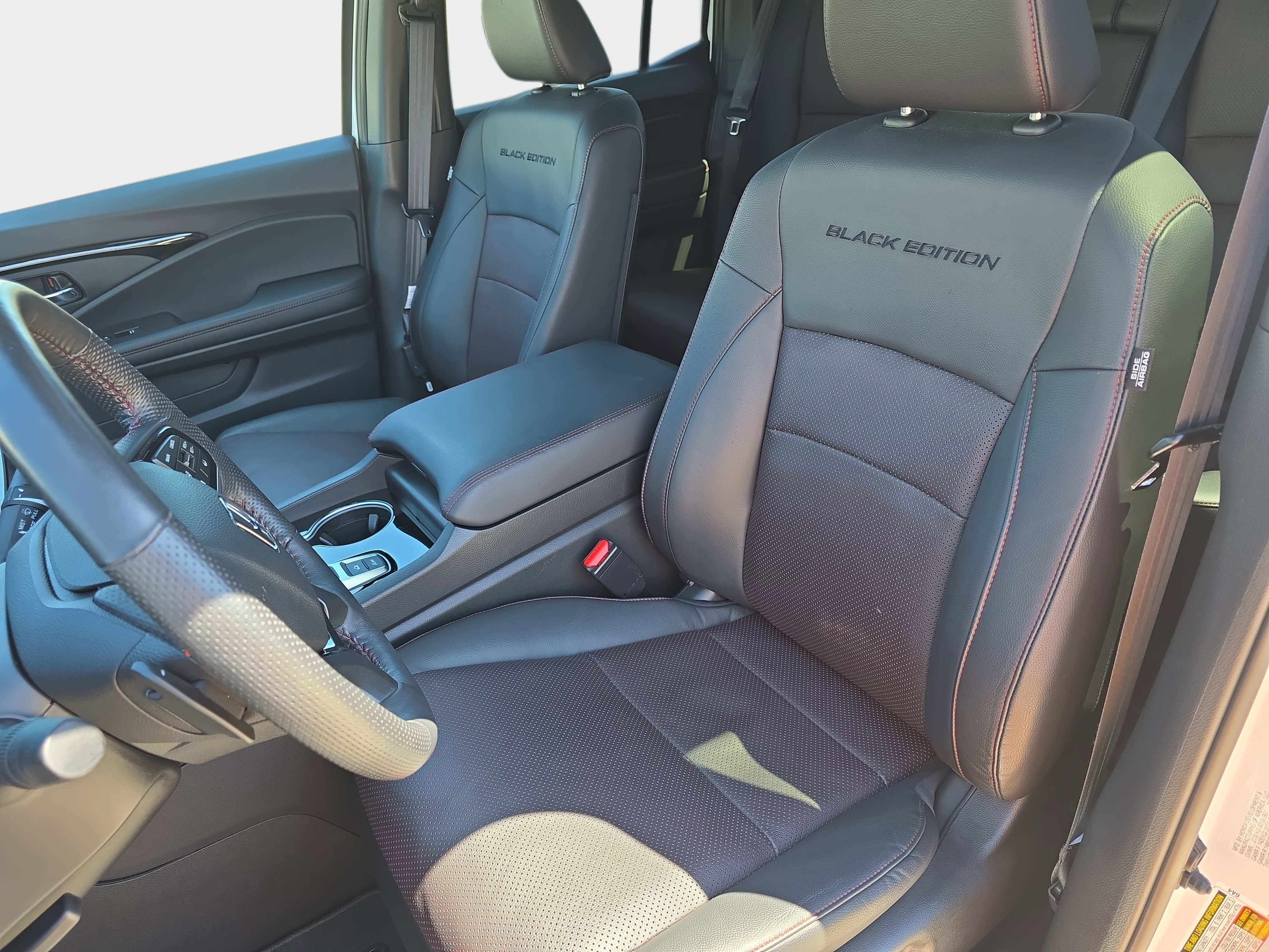 Certified 2024 Honda Ridgeline Black Edition image 13