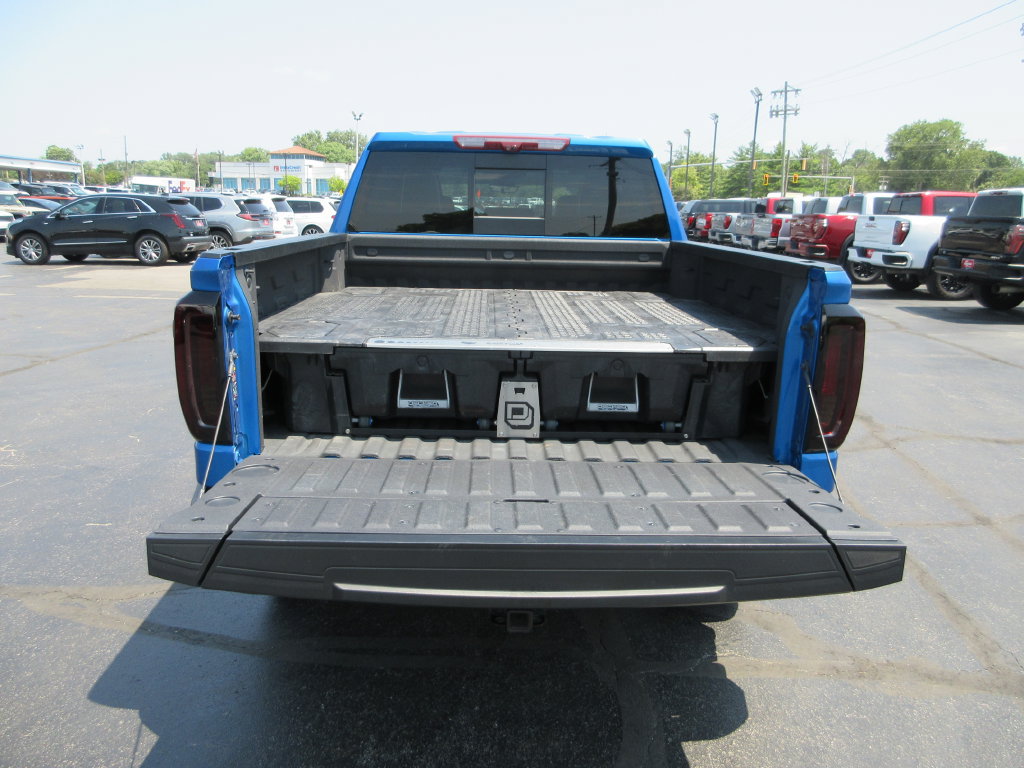 Certified 2023 GMC Sierra 1500 AT4X AWD/4WD image 9