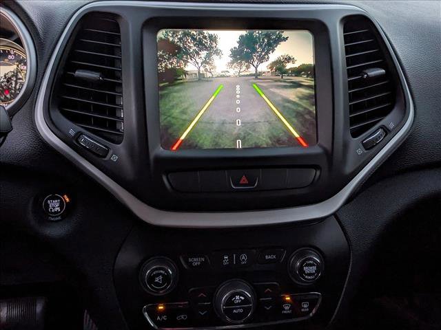 Used 2015 Jeep Cherokee Trailhawk w/ Comfort/Convenience Group image 14