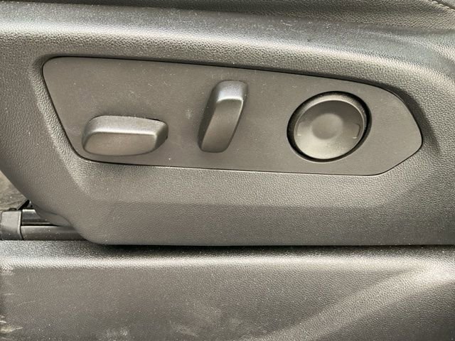 Used 2023 Chevrolet Tahoe Z71 w/ Luxury Package image 30