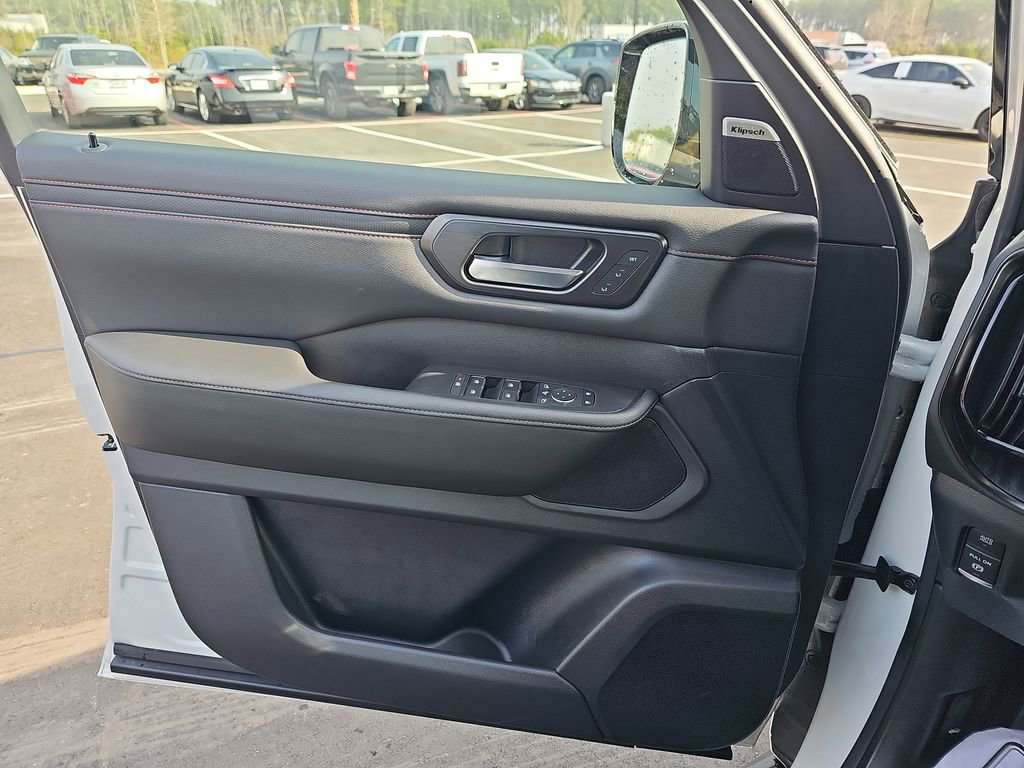 New 2026 Nissan Armada PRO-4X image 32