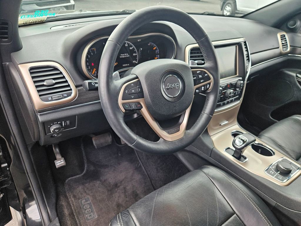 Used 2015 Jeep Grand Cherokee Limited w/ Luxury Group II image 13