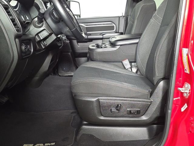 Used 2024 RAM 2500 Big Horn w/ Sport Appearance Package image 24