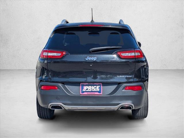 Used 2016 Jeep Cherokee Limited image 7