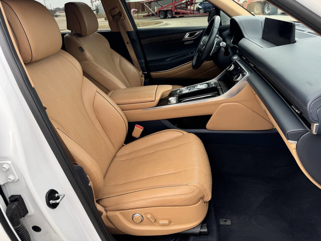 Used 2022 Genesis GV80 3.5T Advanced + image 13