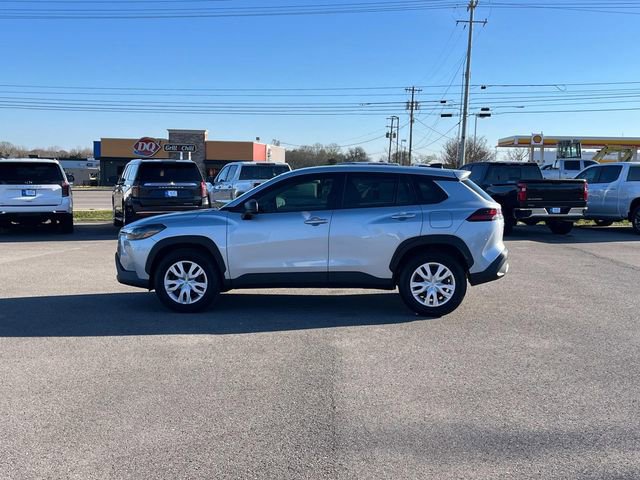 Used 2026 Toyota Corolla Cross L image 7