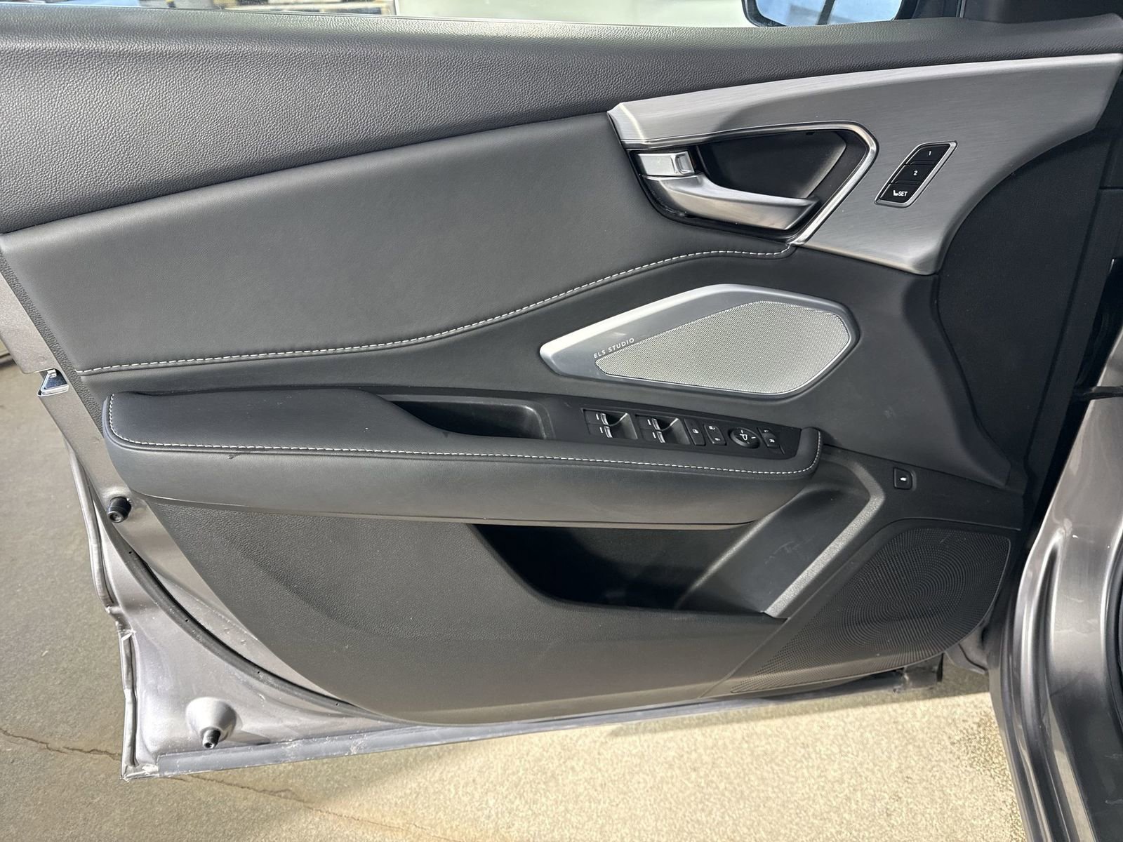 Certified 2024 Acura RDX w/ Technology Package image 22