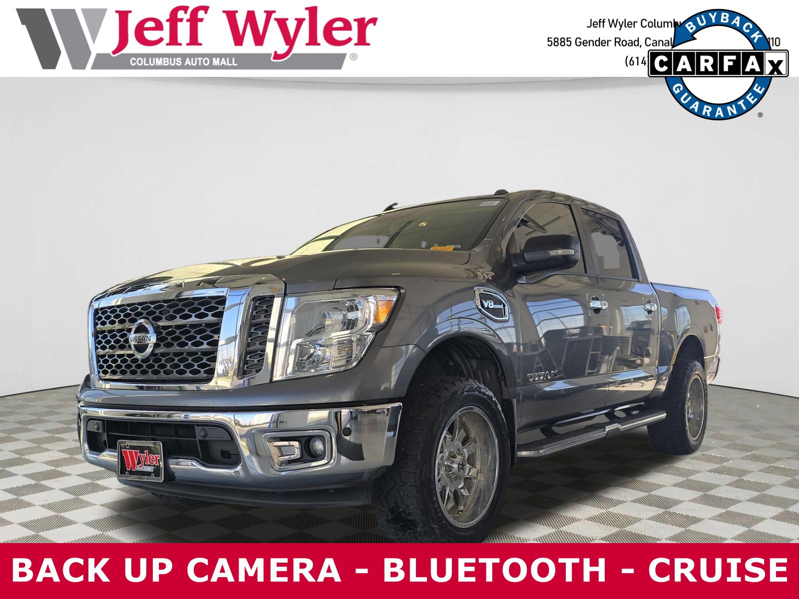 Used 2017 Nissan Titan SV image 1