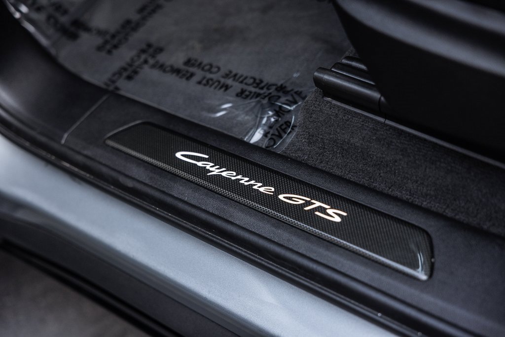 Certified 2025 Porsche Cayenne GTS image 23