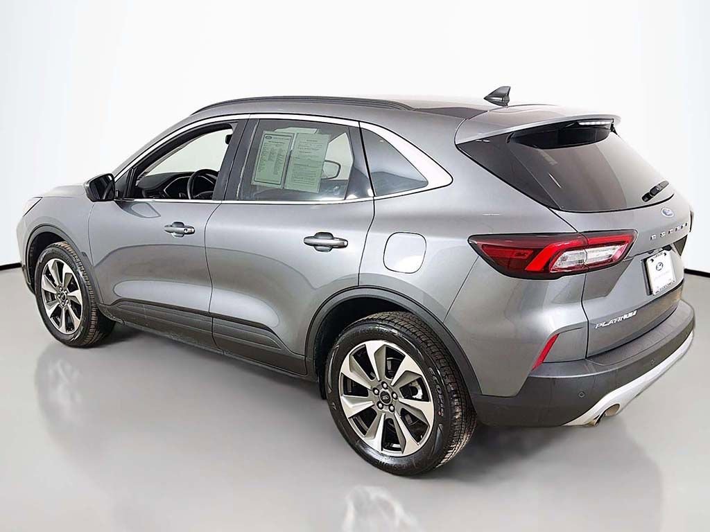 Used 2024 Ford Escape Platinum image 8