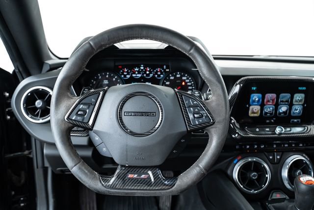 Used 2018 Chevrolet Camaro SS image 23