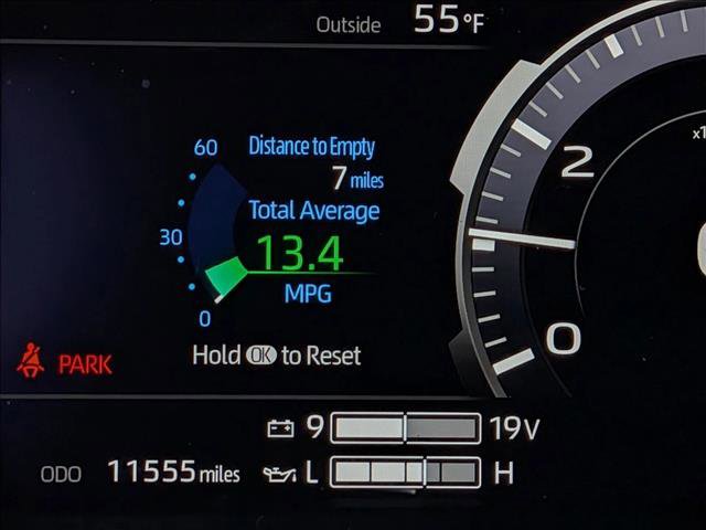 Used 2023 Toyota Sequoia Limited image 11