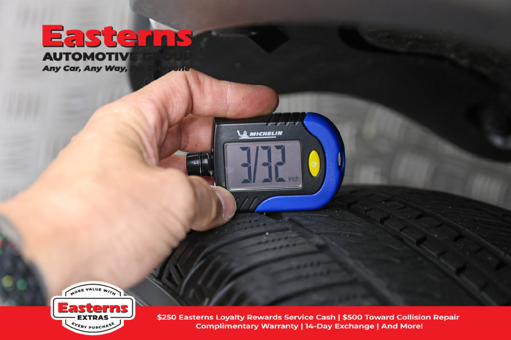 Used 2022 Toyota RAV4 XLE AWD/4WD image 30
