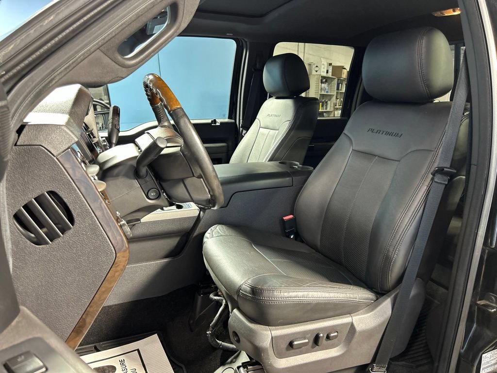 Used 2016 Ford F350 Platinum w/ Snow Plow Prep Package AWD/4WD image 18