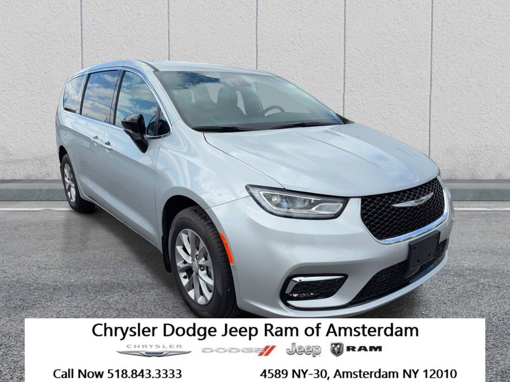 New 2026 Chrysler Pacifica Select AWD/4WD image 1