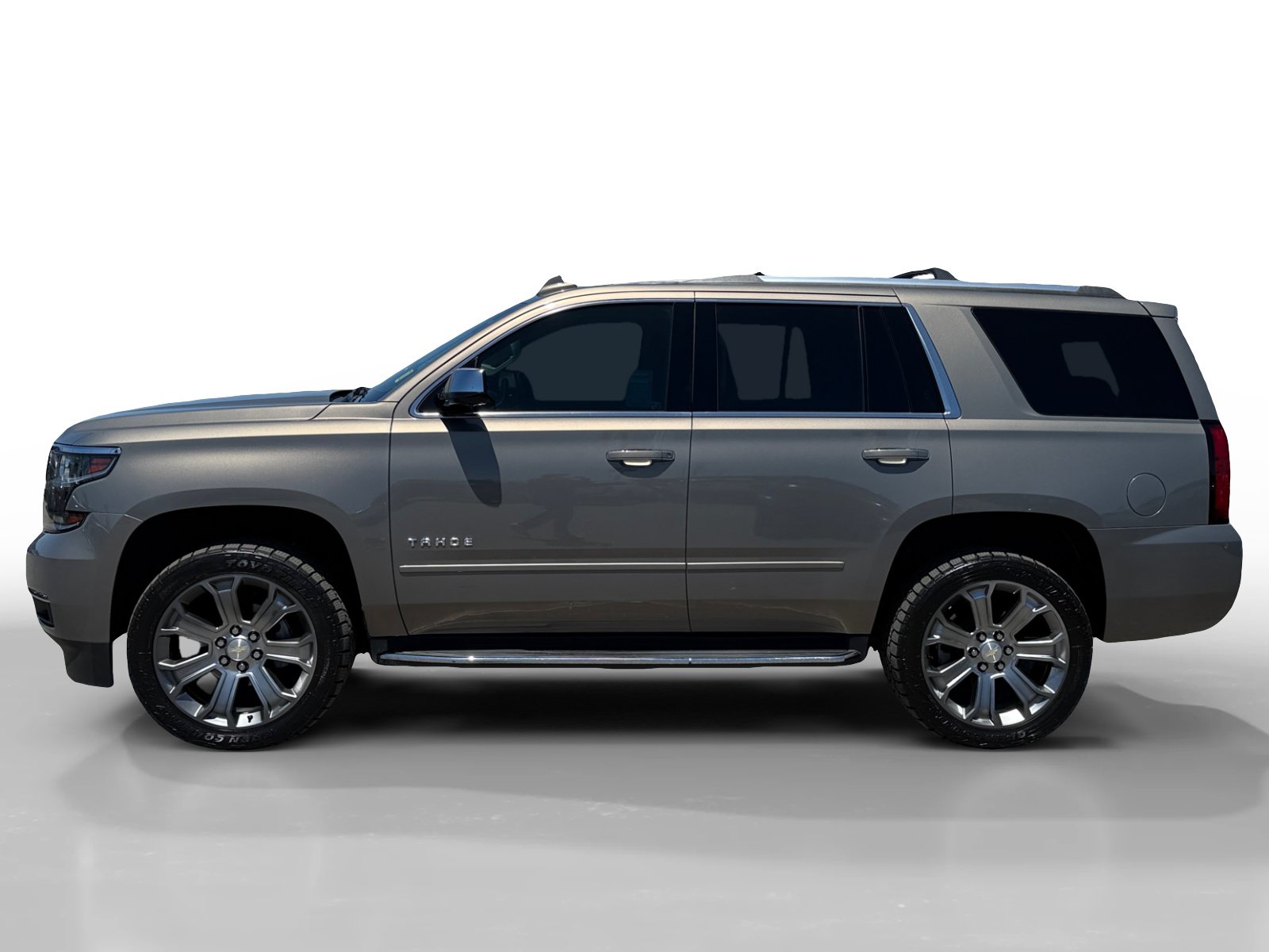 Used 2017 Chevrolet Tahoe Premier AWD/4WD image 2