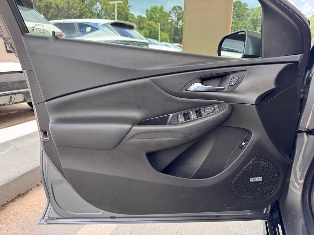 Used 2018 Chevrolet Volt Premier w/ Driver Confidence Package FWD image 22