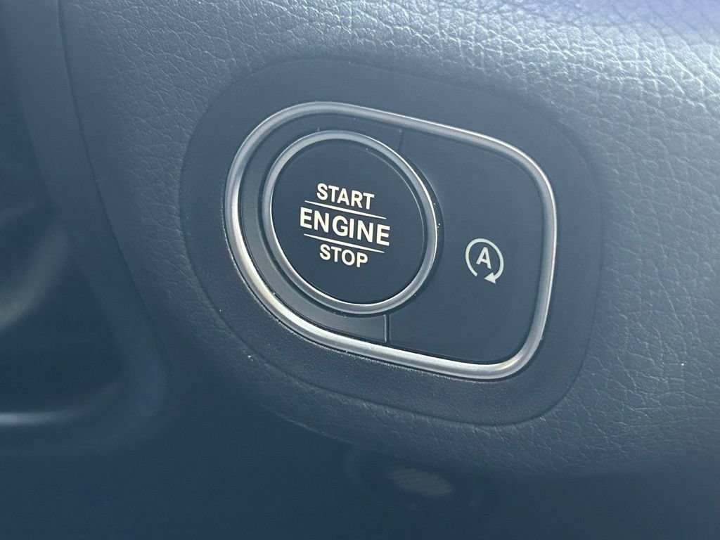 Used 2025 Mercedes-Benz GLE 350 4MATIC image 48