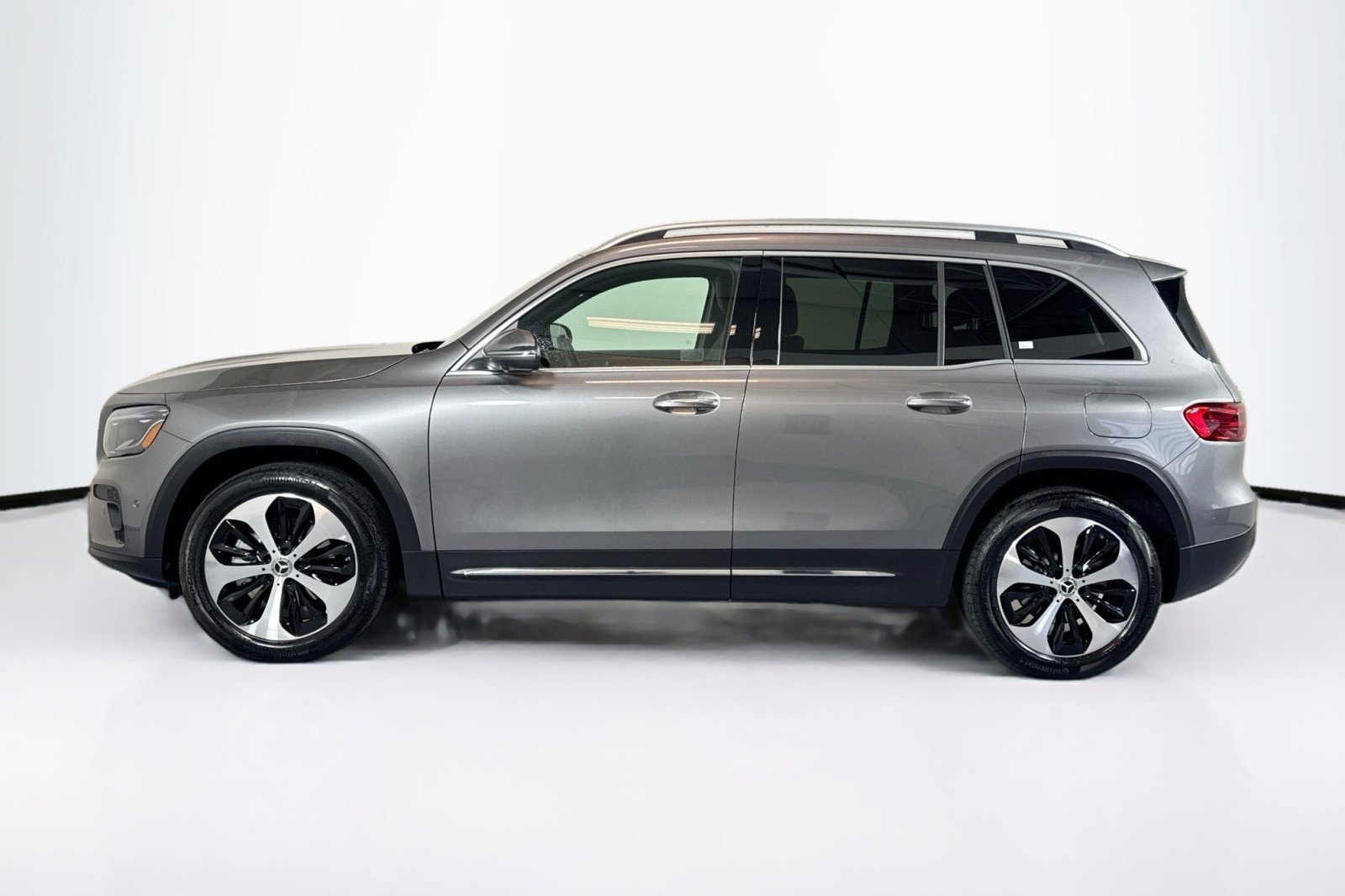 Certified 2025 Mercedes-Benz GLB 250 GLB 250 SUV image 8