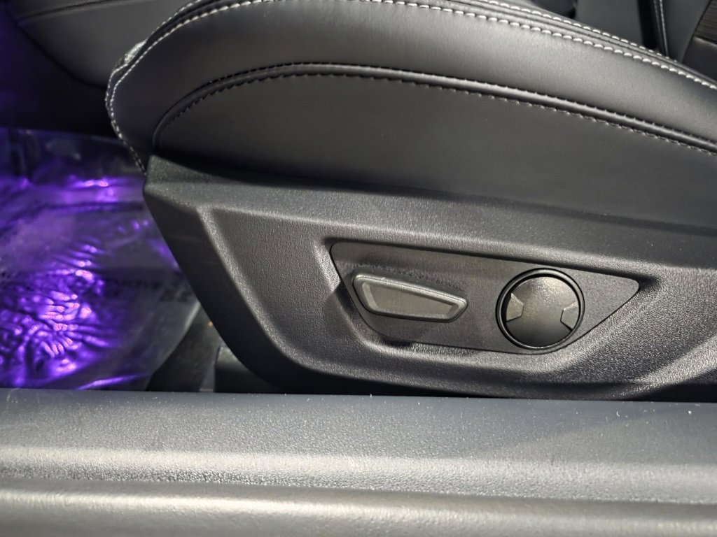 Used 2024 Ford Mustang GT Premium image 14