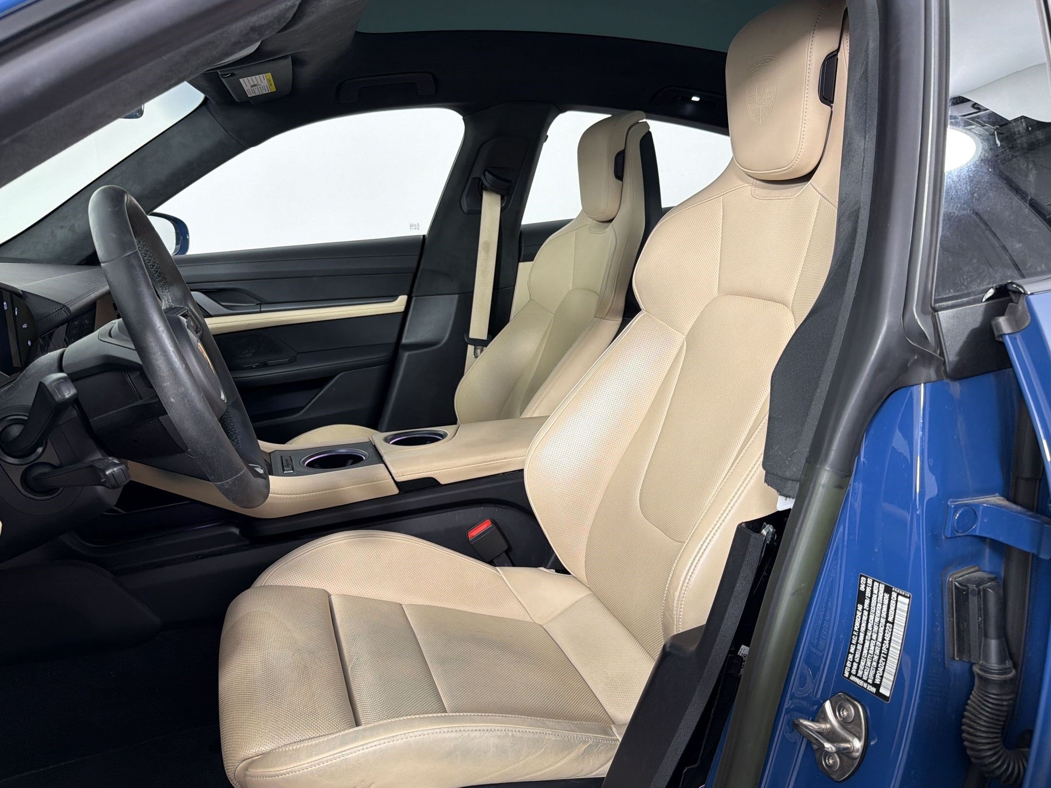 Certified 2023 Porsche Taycan GTS AWD/4WD image 5