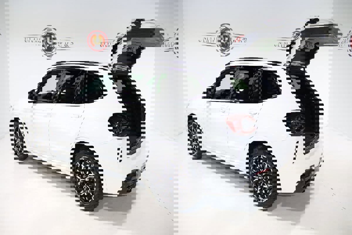 Used 2023 BMW X3 M40i w/ Premium Package image 30