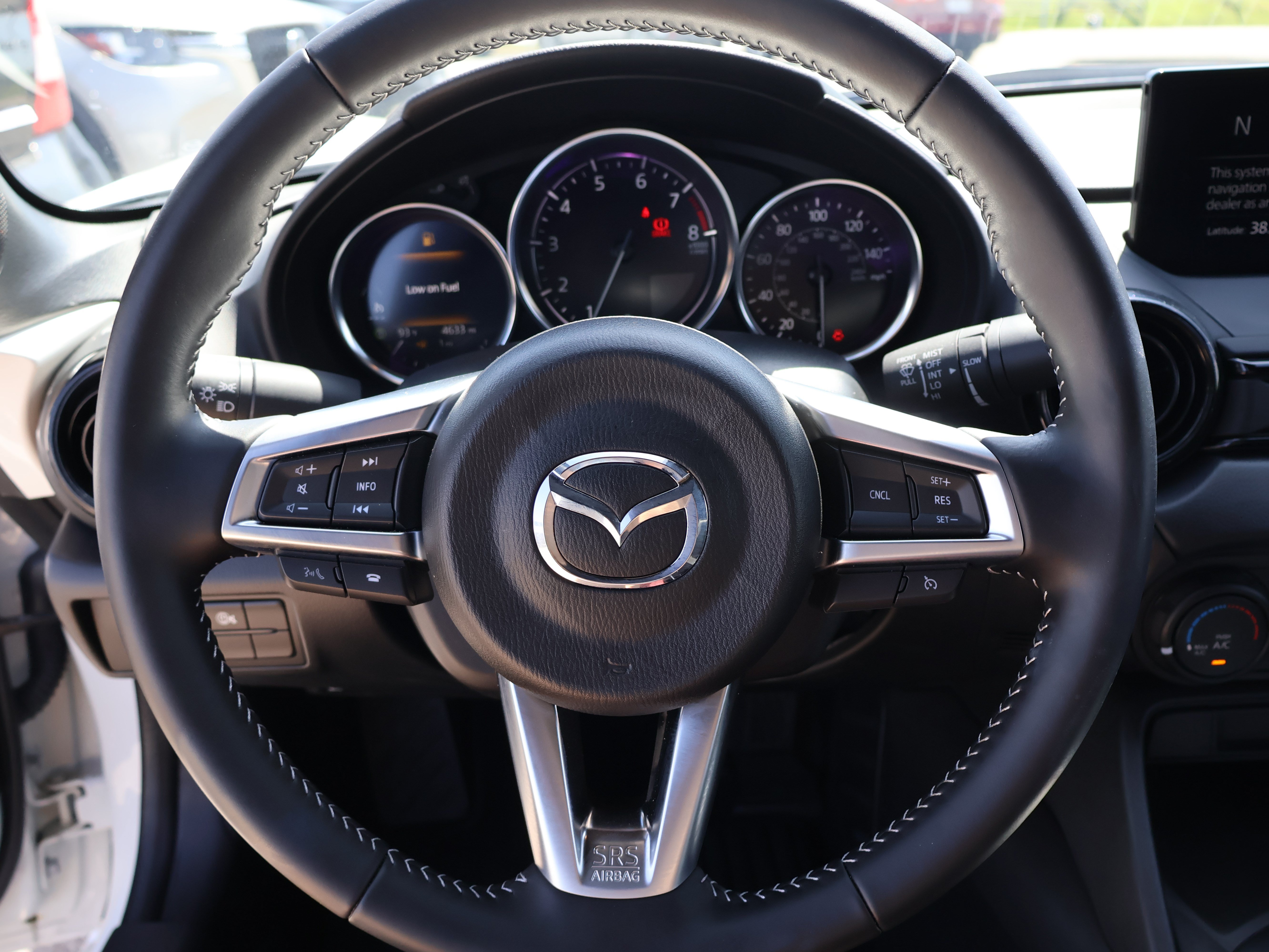 Certified 2025 MAZDA MX-5 Miata Club RWD image 27