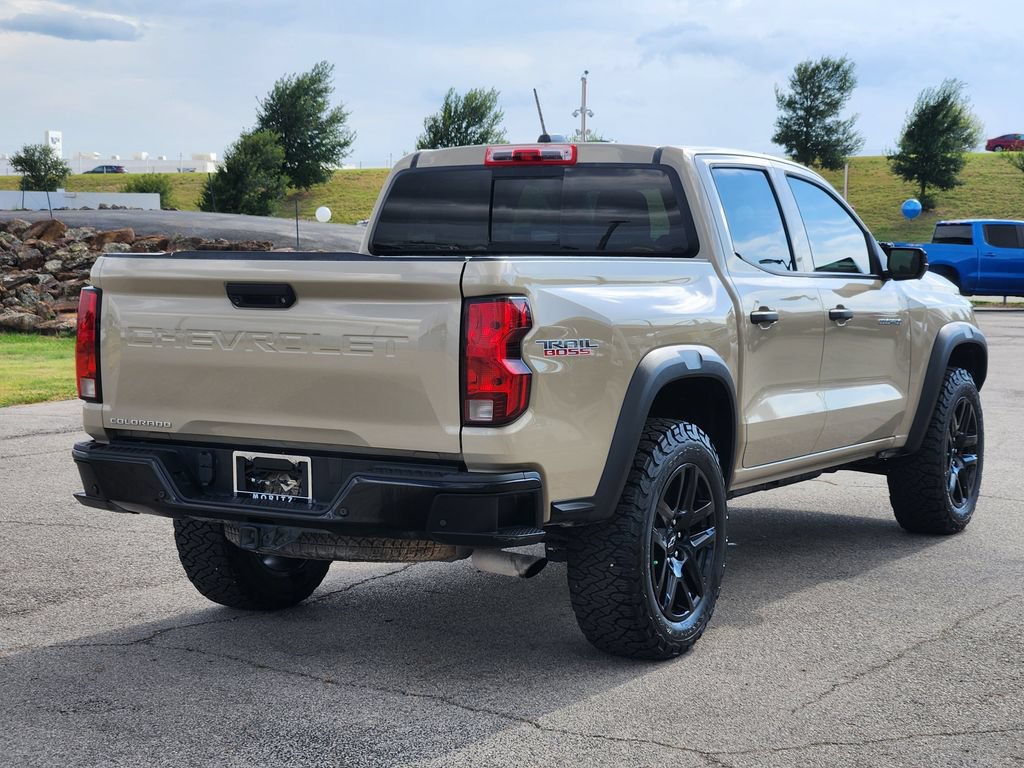 Used 2024 Chevrolet Colorado Trail Boss w/ Technology Package AWD/4WD image 5