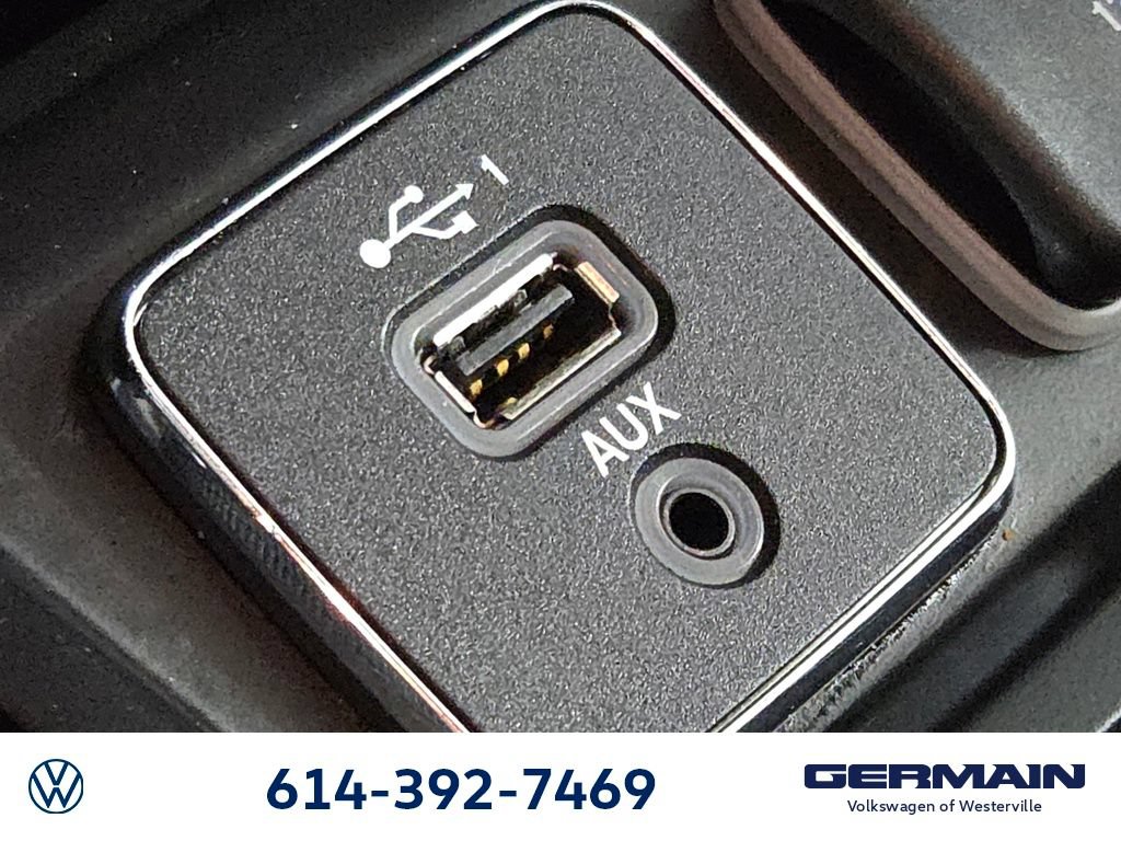 Used 2019 Jeep Cherokee Limited AWD/4WD image 29