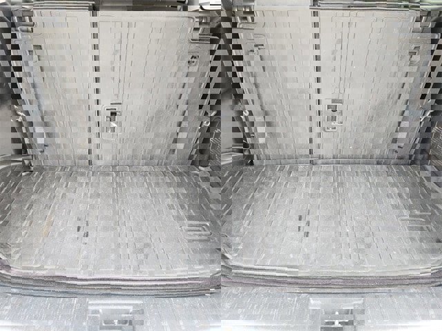 Used 2020 Toyota Highlander XLE image 25