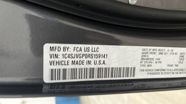 Used 2024 Jeep Grand Wagoneer Series III w/ Quick Order Packagew 28T AWD/4WD image 32