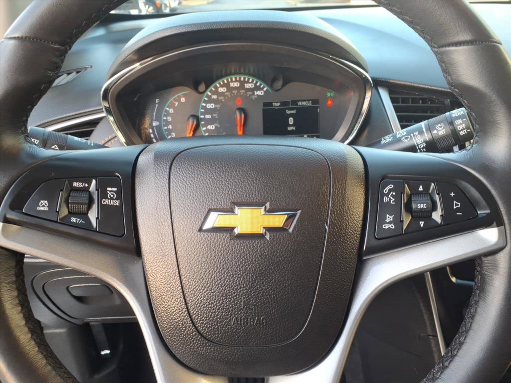 Certified 2022 Chevrolet Trax LT w/ LT Convenience Package image 12