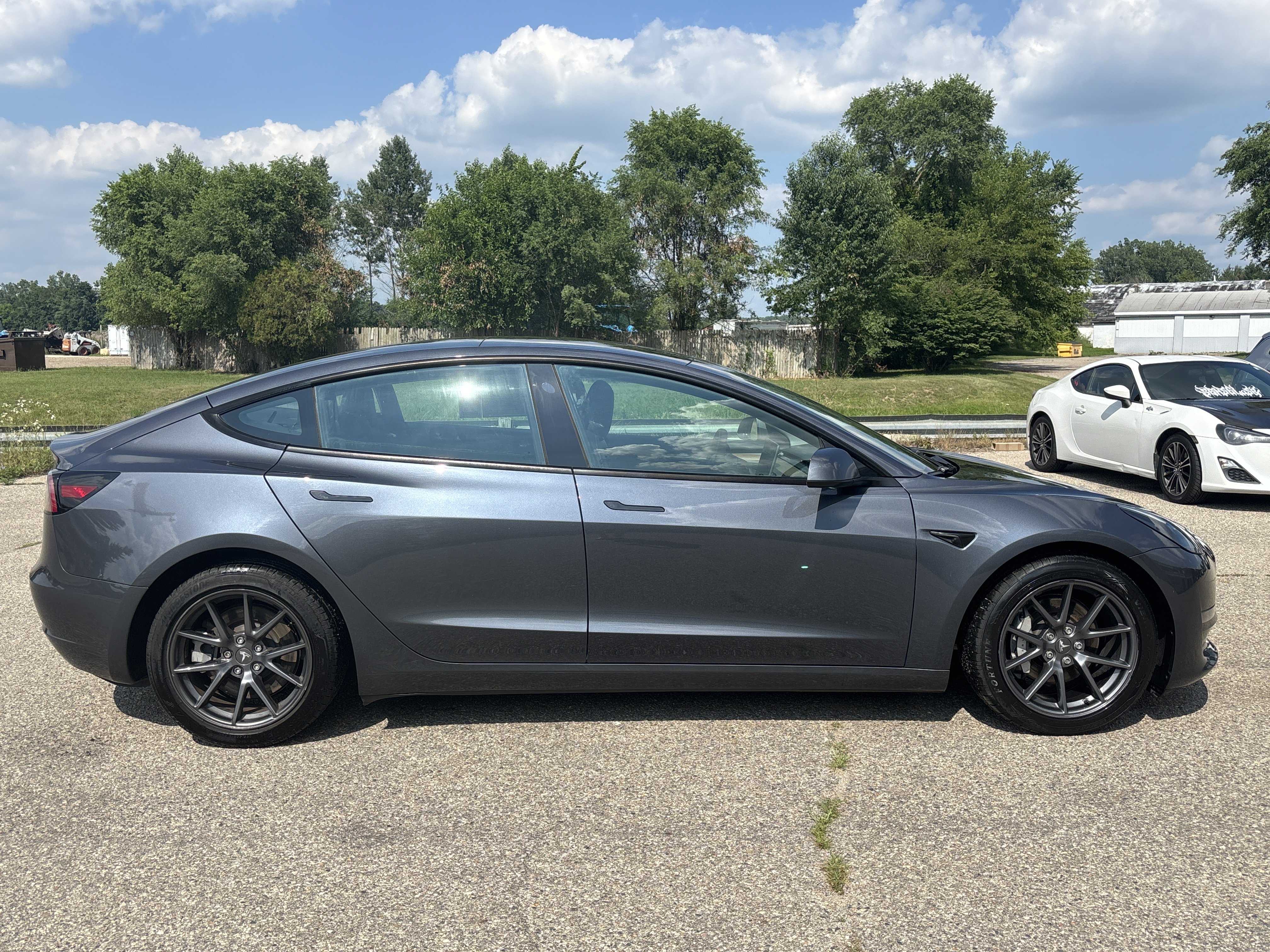 Used 2023 Tesla Model 3 Standard Range RWD image 2
