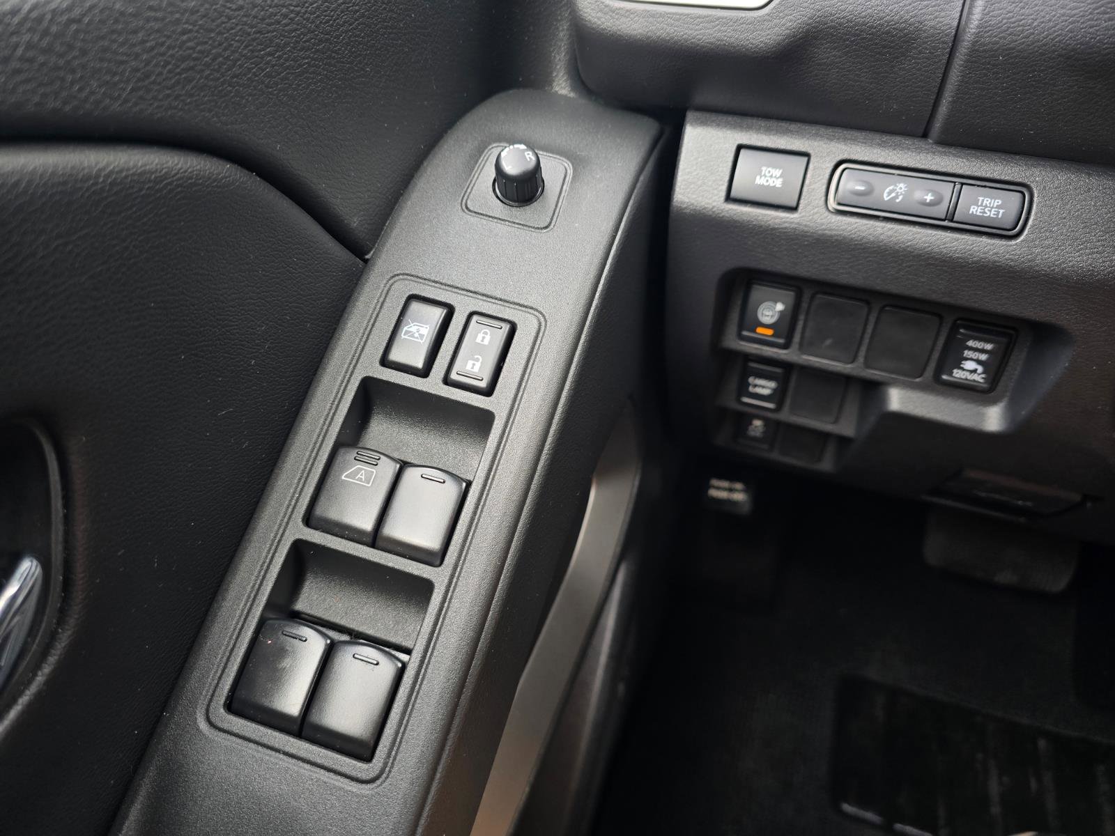 Certified 2025 Nissan Frontier SV w/ SV Convenience Package RWD image 22