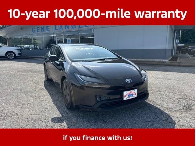Used 2025 Toyota Prius LE FWD image 9