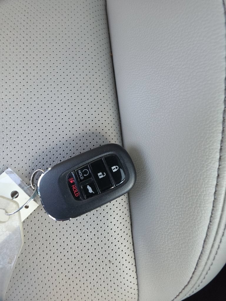 Used 2024 Honda HR-V EX-L image 34