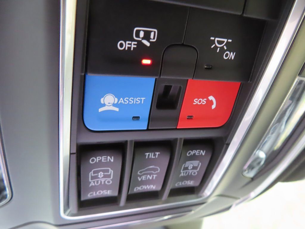 New 2025 Jeep Grand Cherokee Limited w/ Luxury Tech Group II image 15