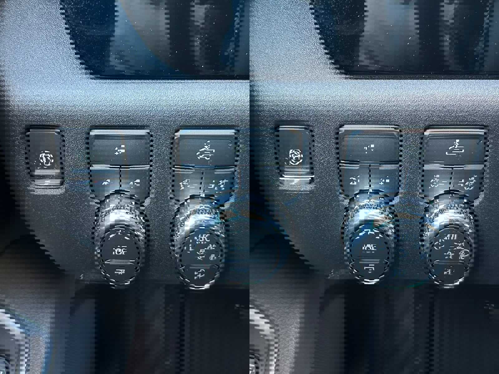 New 2026 GMC Sierra 2500 SLE w/ SLE Convenience Package image 29