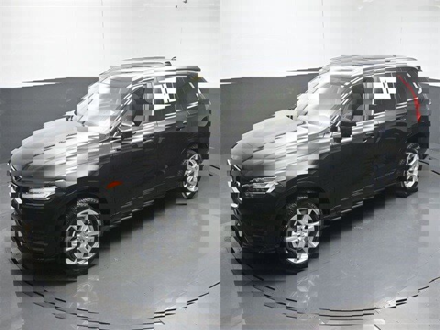 Used 2021 Volvo XC90 T5 Momentum w/ Climate Package image 45