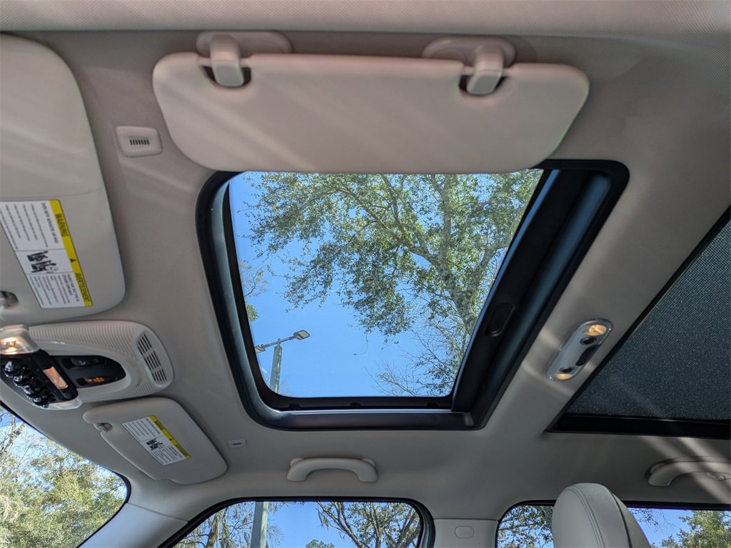 Used 2024 MINI Cooper Clubman S image 24