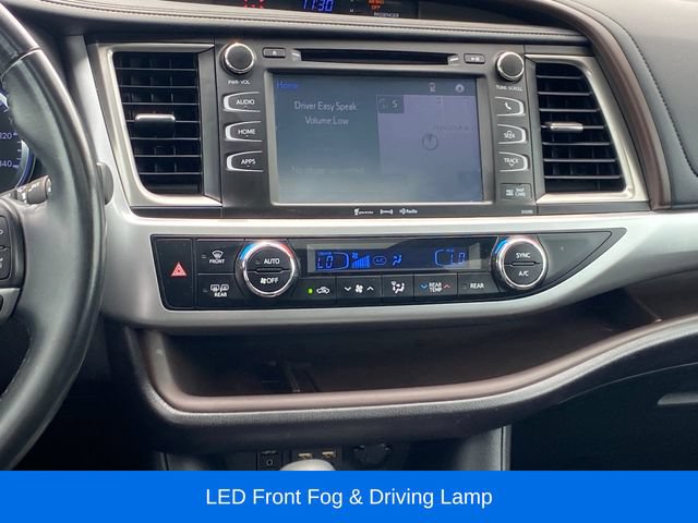 Used 2019 Toyota Highlander XLE AWD/4WD image 9