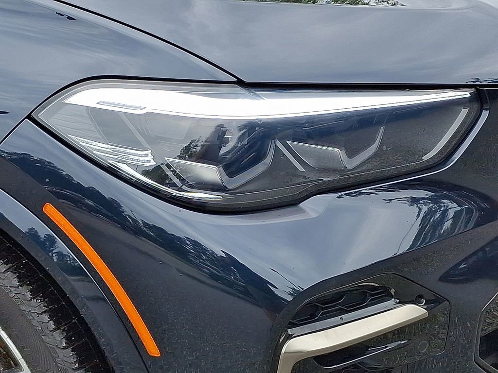 Used 2023 BMW X5 M50i w/ Climate Comfort Package image 9