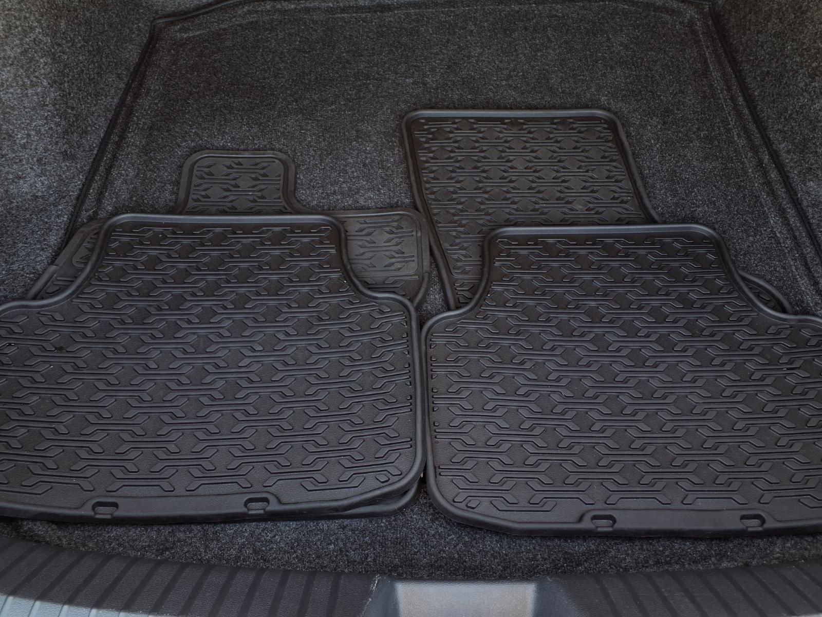 Certified 2025 Volkswagen Jetta Sport image 8