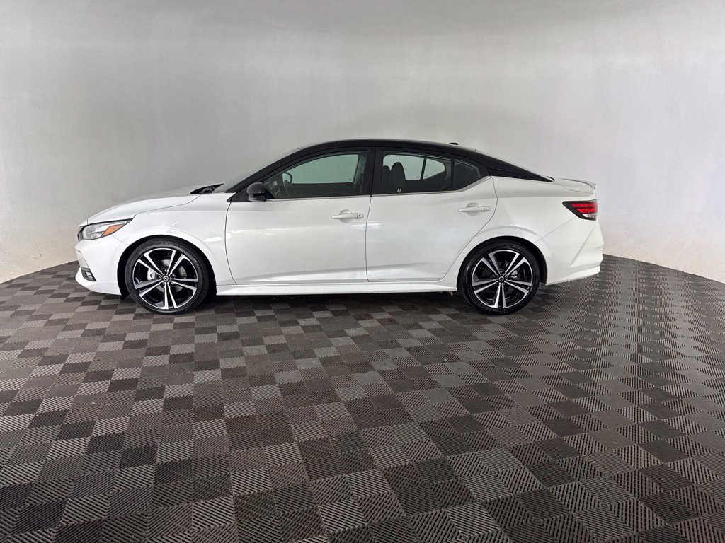Used 2021 Nissan Sentra SR FWD image 13