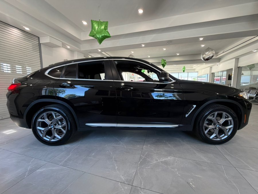Used 2022 BMW X4 xDrive30i w/ Convenience Package AWD/4WD image 9