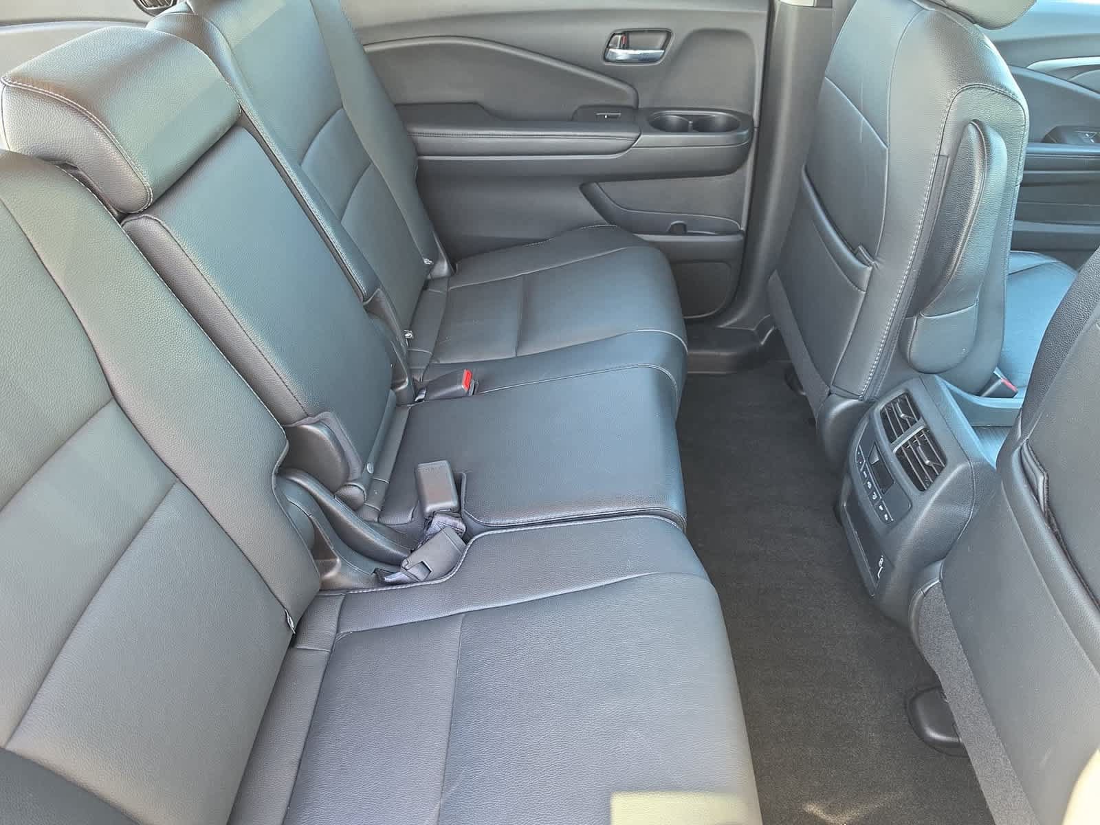 Used 2022 Honda Pilot Special Edition image 17