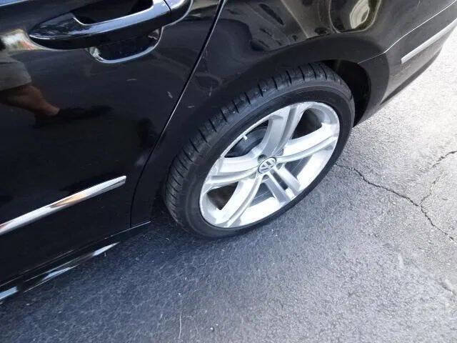 Used 2012 Volkswagen CC R-Line image 15