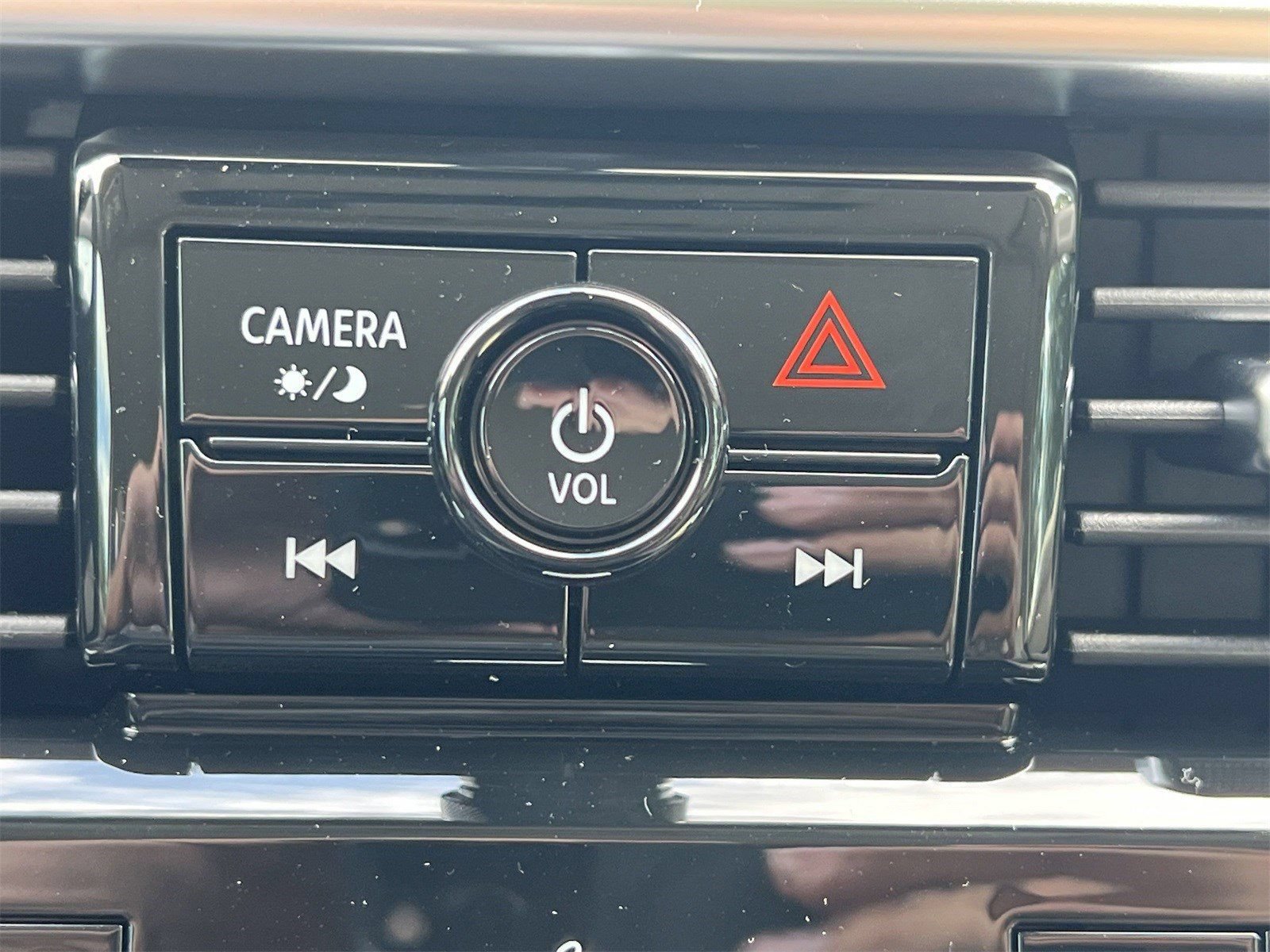 New 2025 Nissan Armada Platinum Reserve AWD/4WD image 7