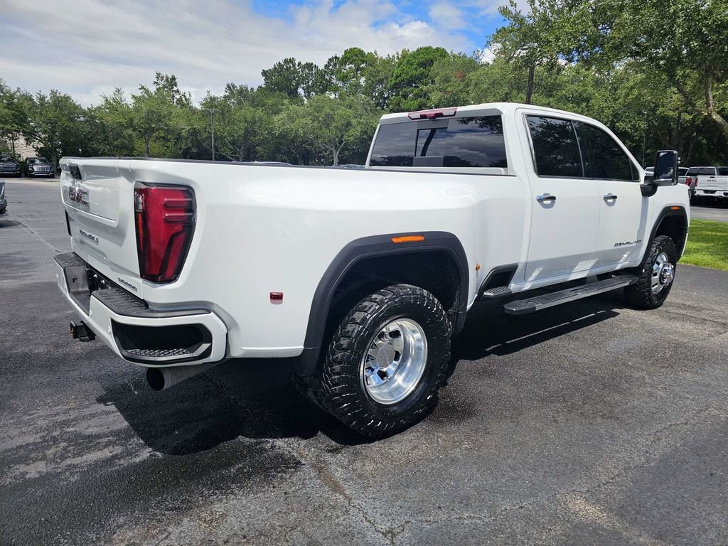 Used 2025 GMC Sierra 3500 Denali w/ Denali Reserve Package AWD/4WD image 4
