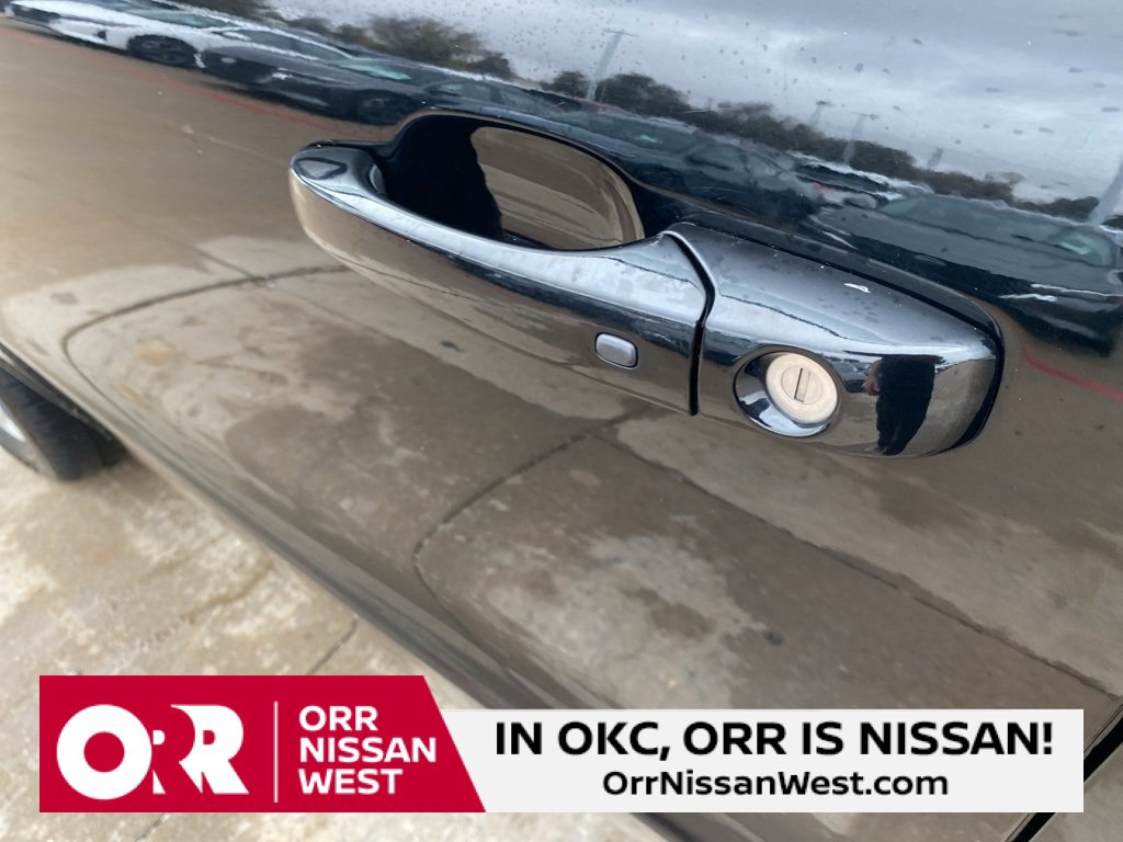 Used 2023 Dodge Durango GT image 12